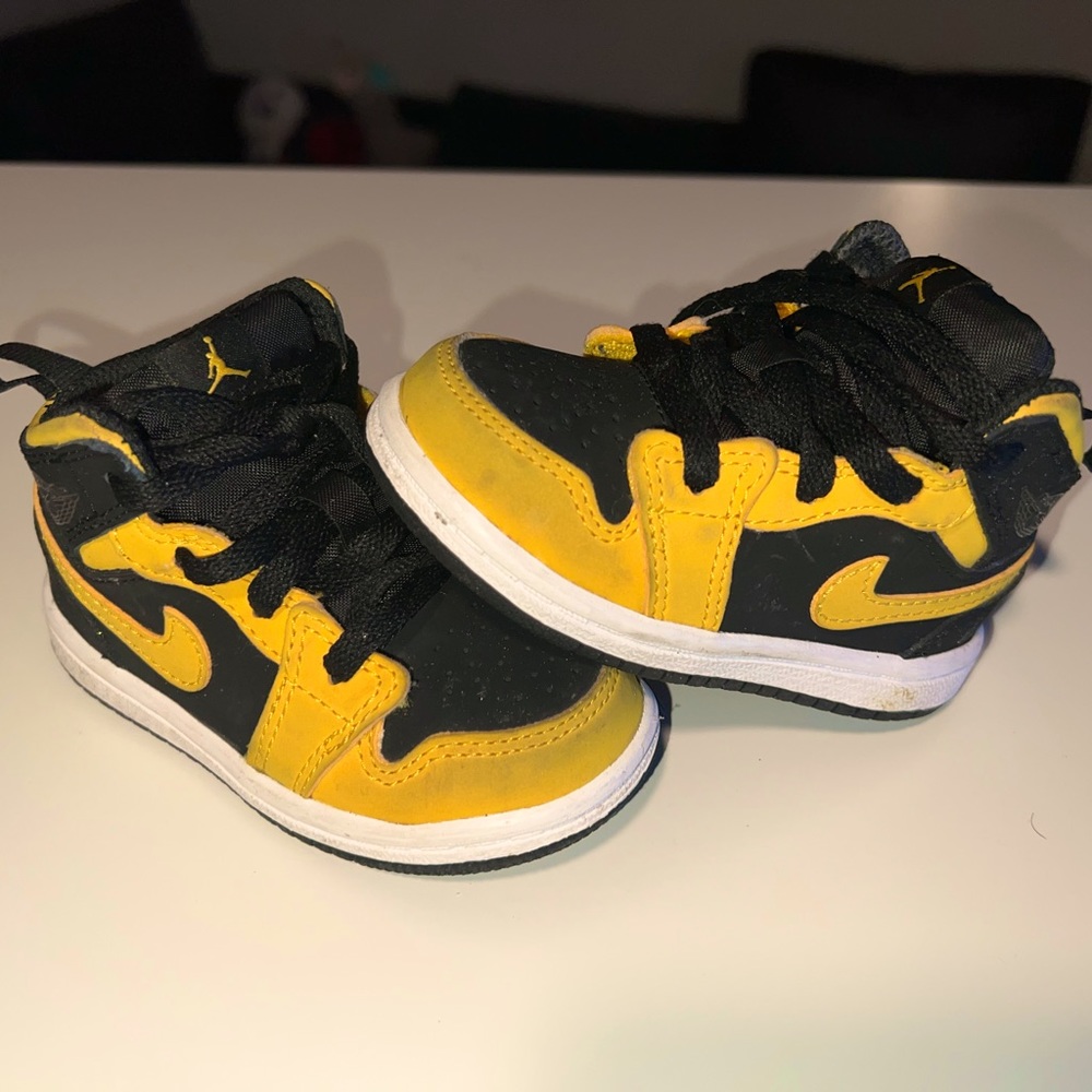 Baby sneakers